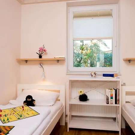 Дом отдыха Feriendorf Sudstrand Haus 19 Пельцерхакен